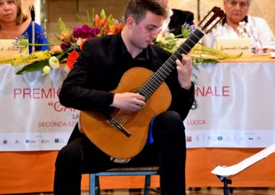 Intermezzo musicale del chitarrista Giacomo Leoncini